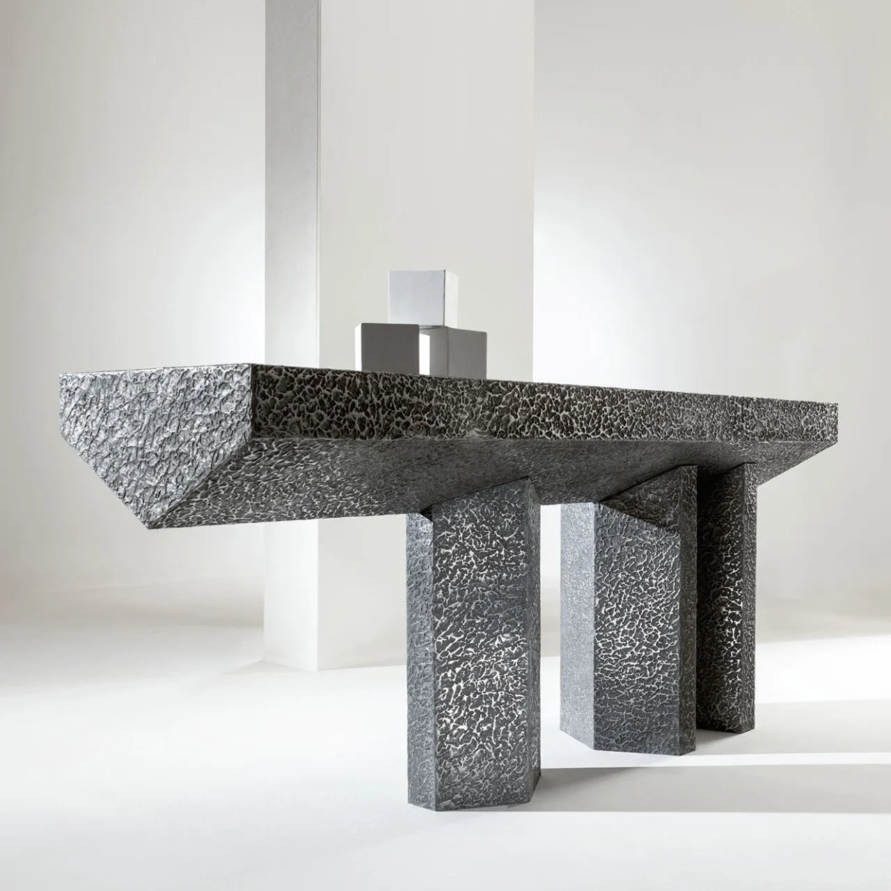 Laura Meroni Consoles<Imperfetto Asymmetrical Three-legged Liquid Metal Tin Console
