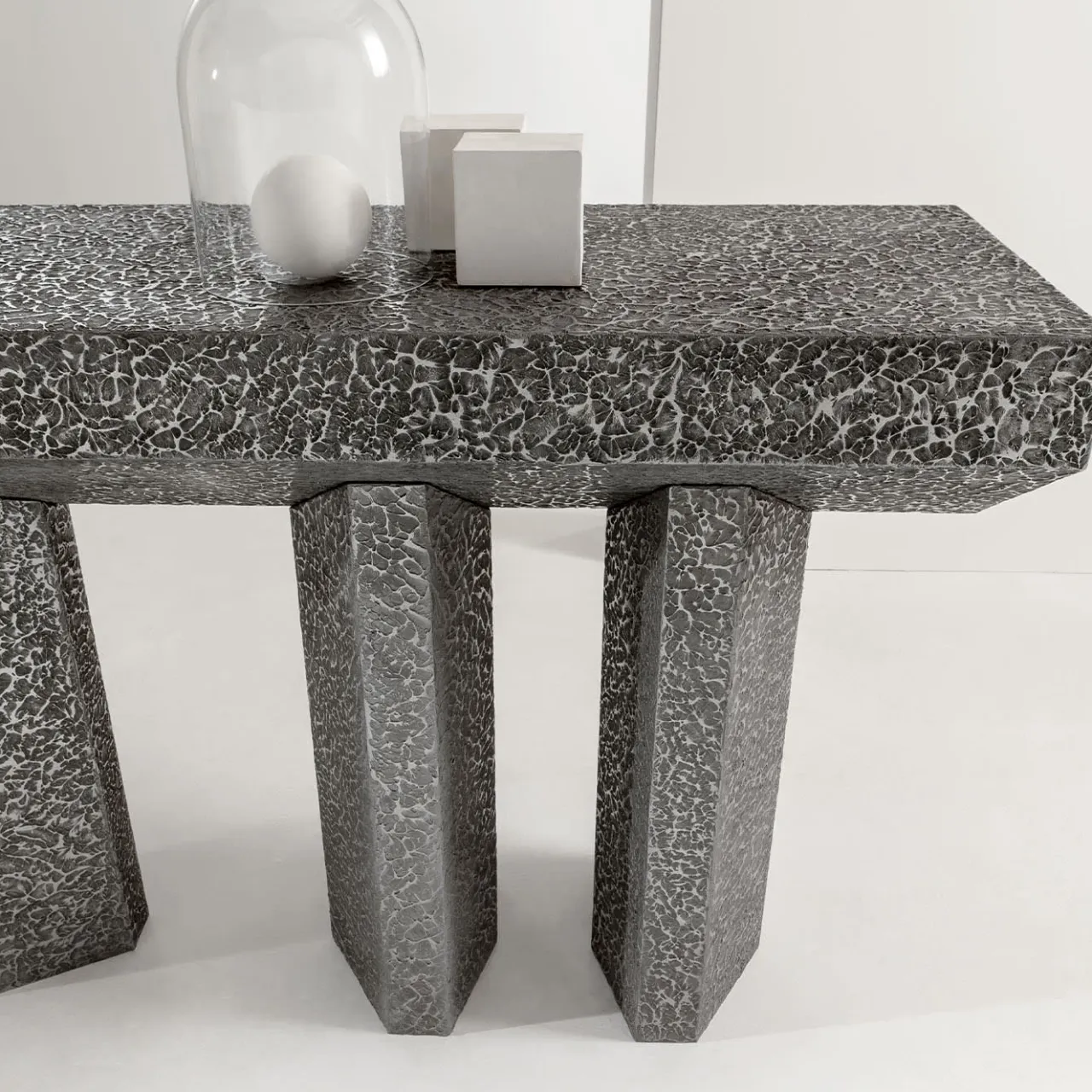 Laura Meroni Consoles<Imperfetto Asymmetrical Three-legged Liquid Metal Tin Console