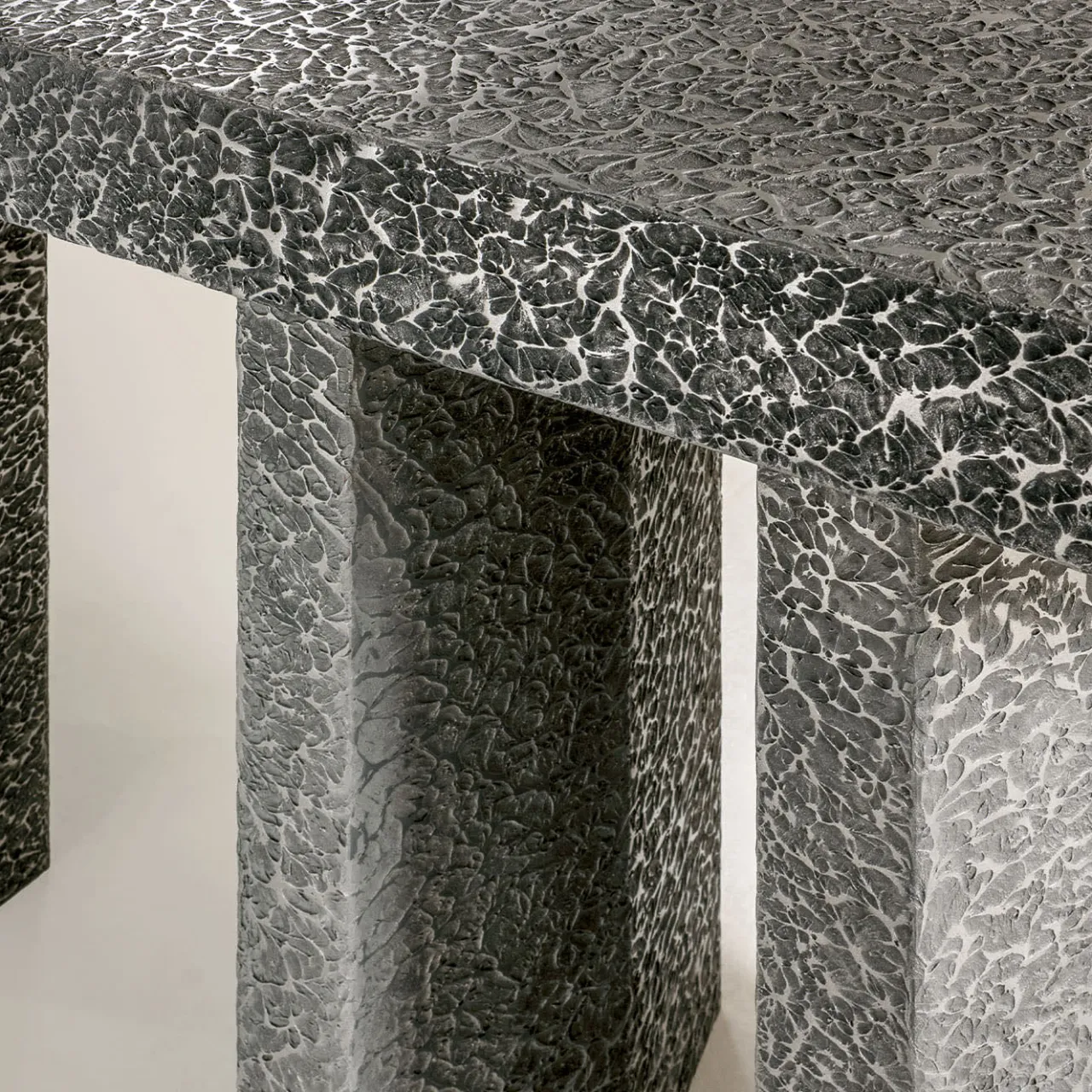Laura Meroni Consoles<Imperfetto Asymmetrical Three-legged Liquid Metal Tin Console