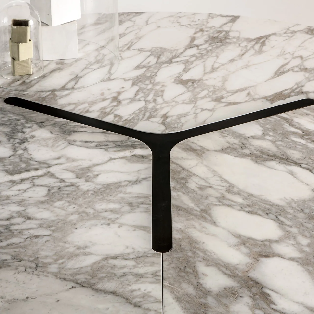 Laura Meroni Dining Tables<Infinity Dining Table by Cesare Arosio