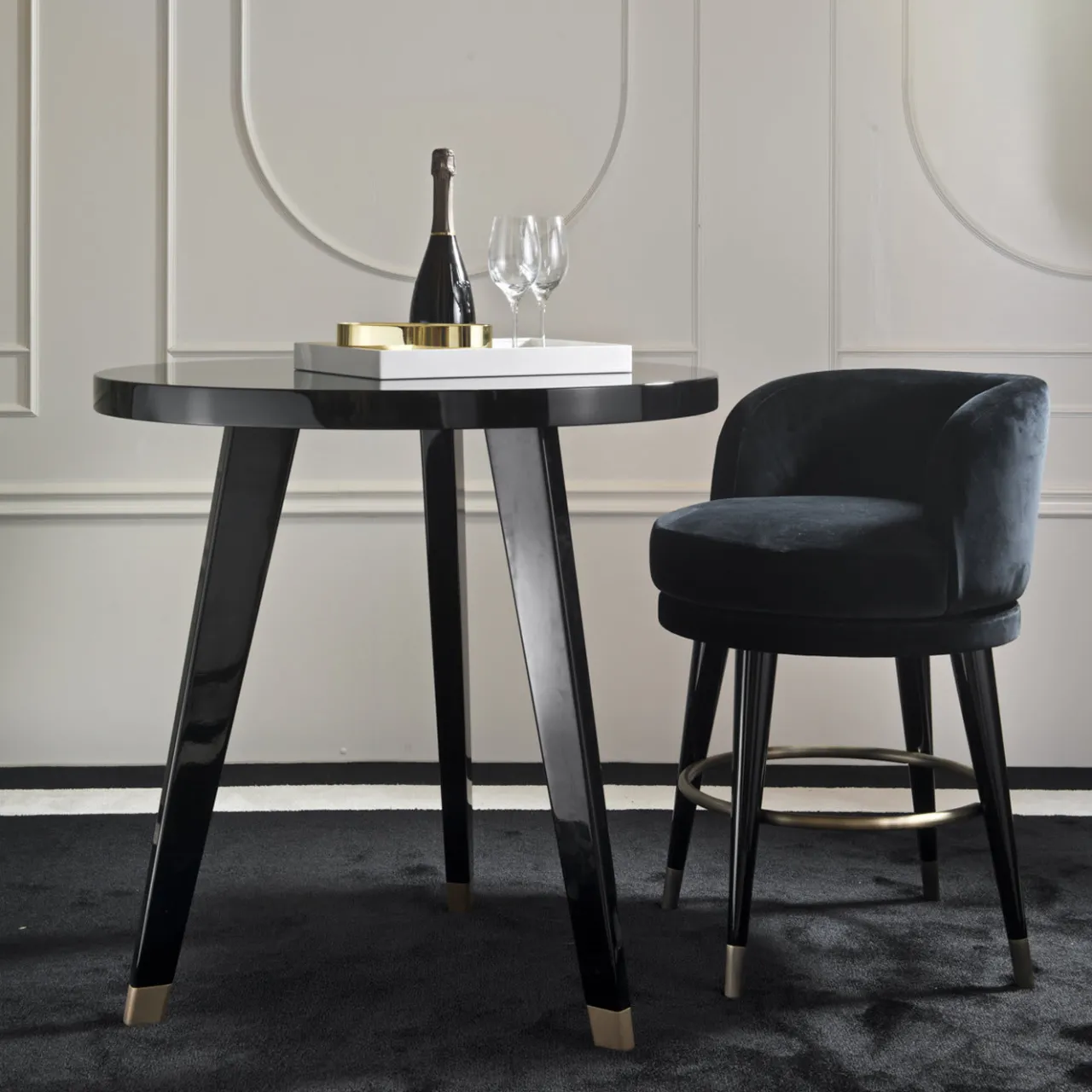 DOM Edizioni Bar Stools<Isidoro Black Swivel Bar Stool