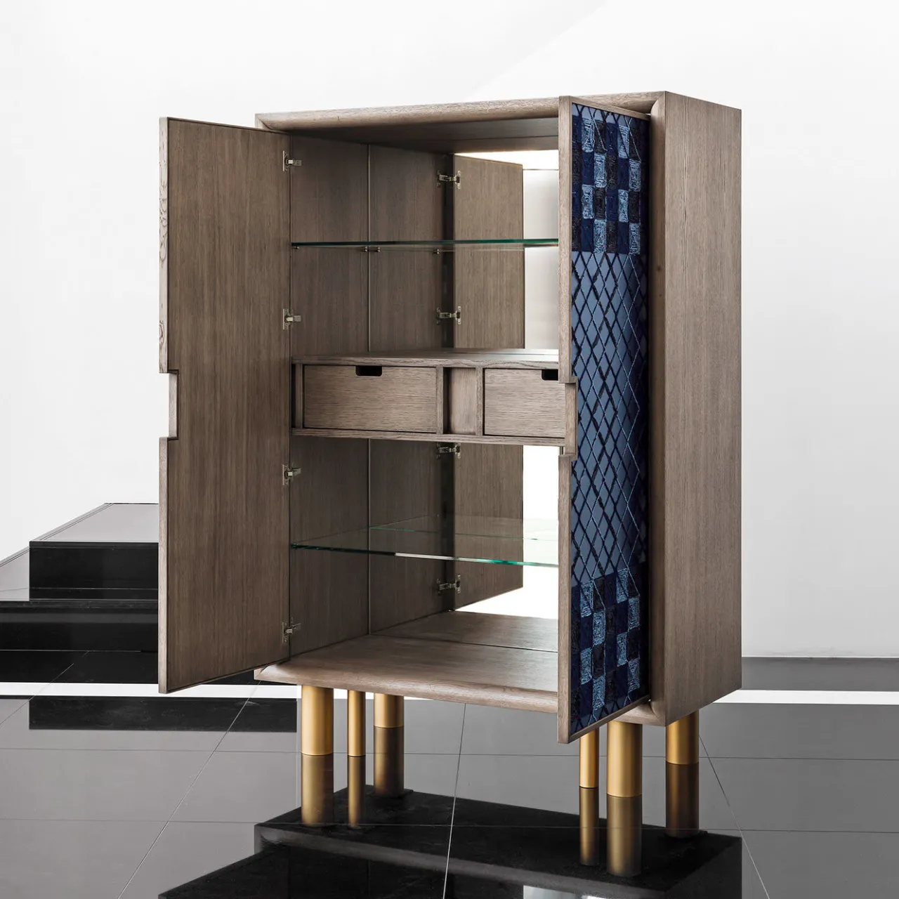 Chiara Provasi Cabinets<Ivo Blue Cabinet