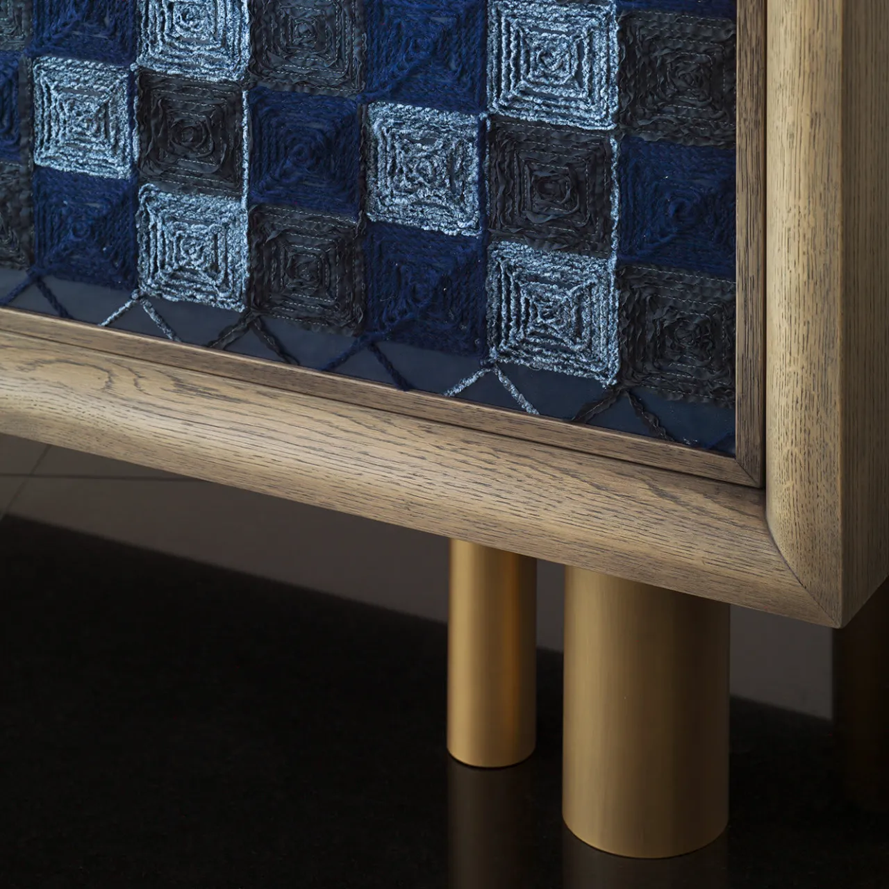 Chiara Provasi Cabinets<Ivo Blue Cabinet