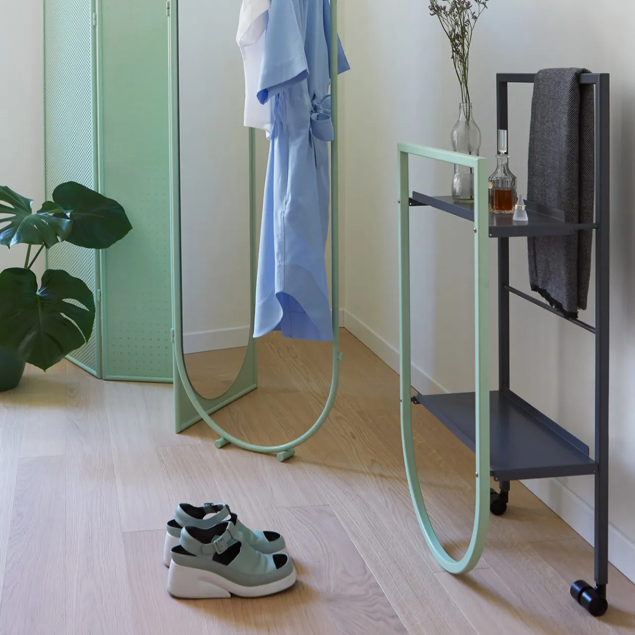 Giacopini Serving Tables<JJ Gray and Green Cart