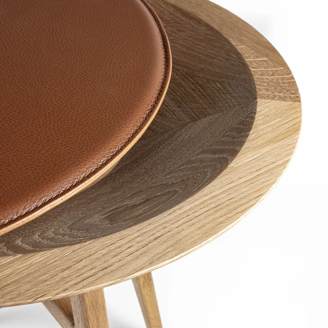 Durame Side Tables<Joker Round Brown Accent Table