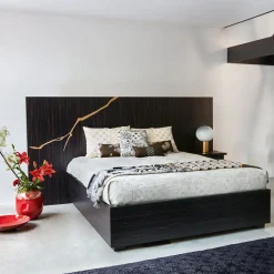 K-3 by Kenzo Takada Beds<Jonathan Black Bed