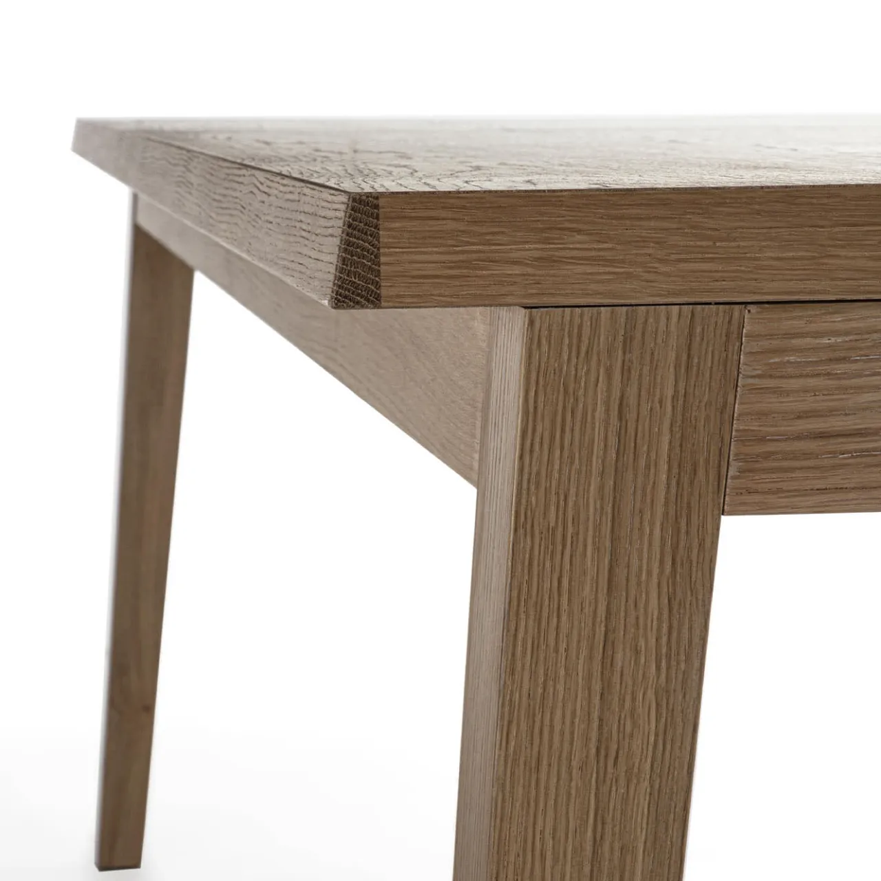 Durame Dining Tables<Kamari Oak Dining Table