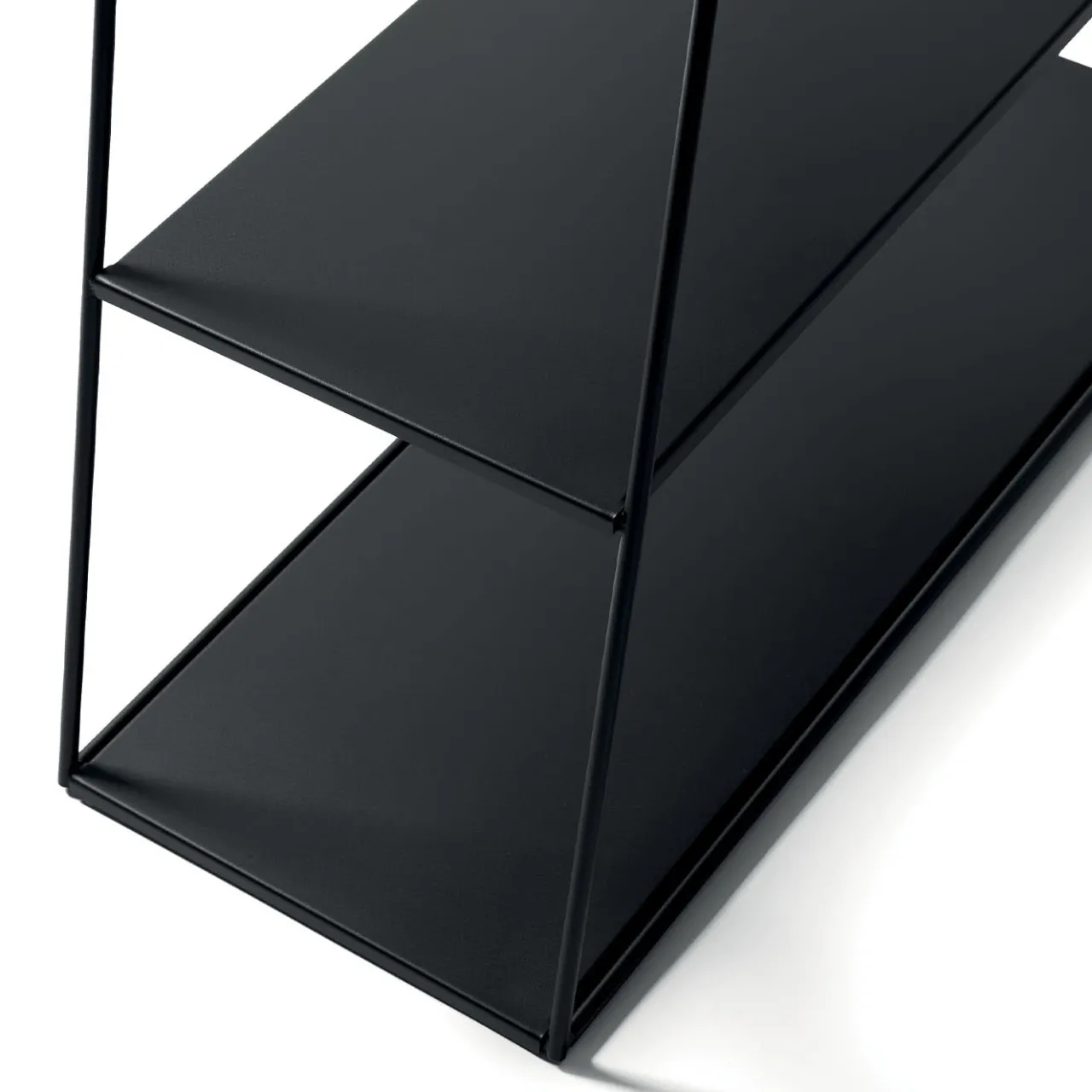 Montina Bookcases<Key Black Metal Bookcase