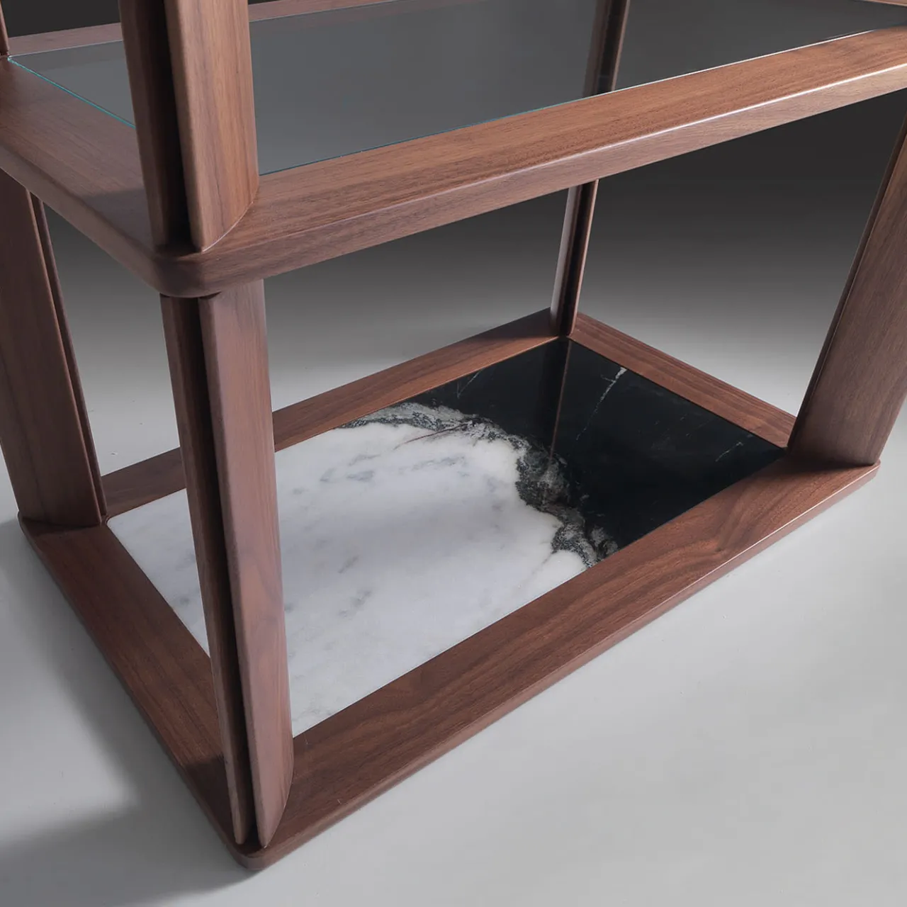 Annibale Colombo Bookcases<Kong Ecuba 4-Shelf Walnut Etagère
