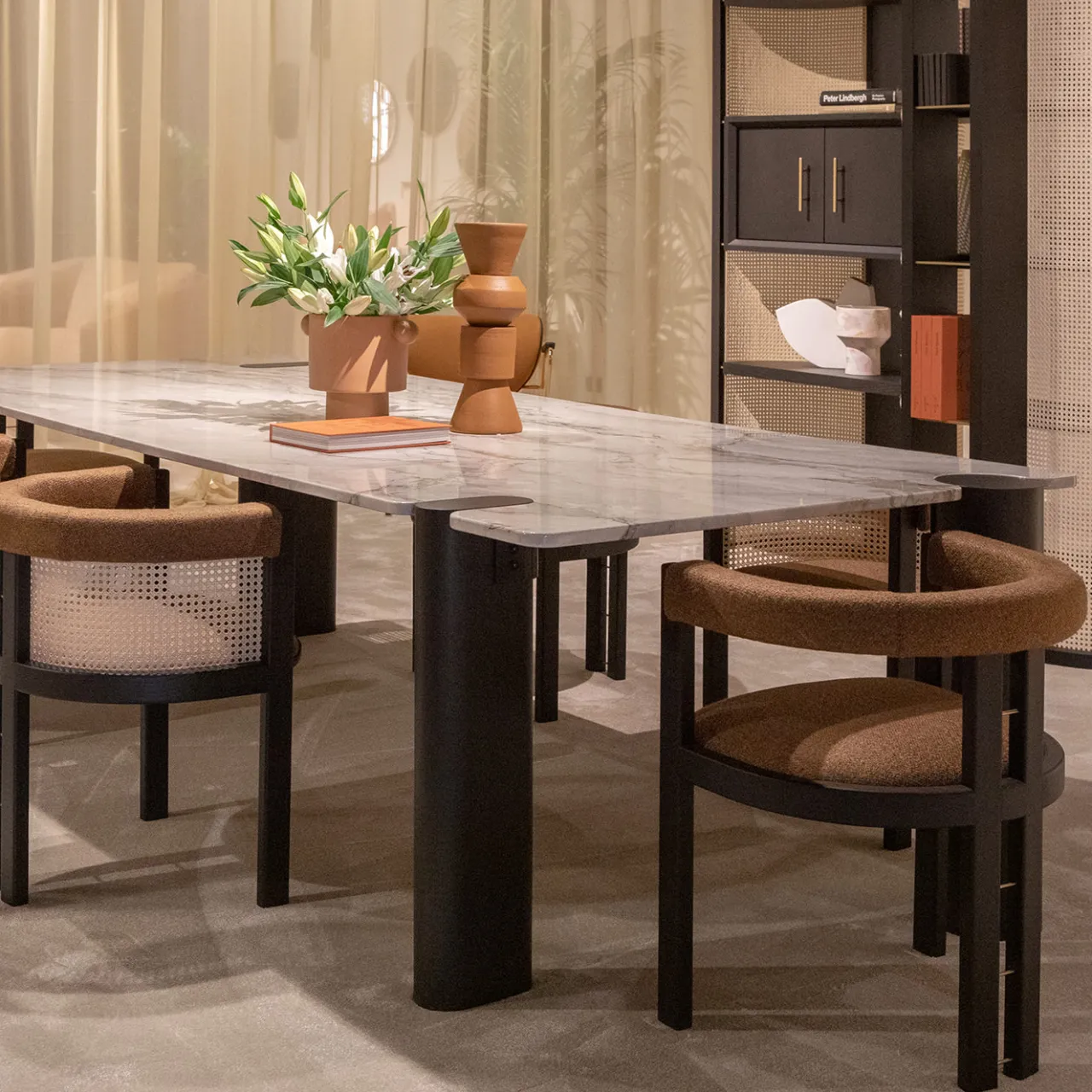 Black Tie Chairs<Kumiko Moka-Stained Ash Chair