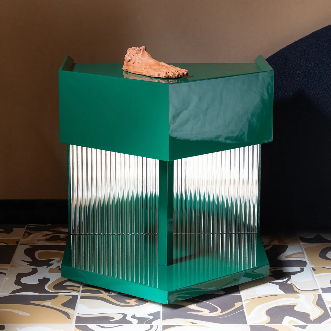 Softhouse Nightstands<Last Call Gloss Green Hexagonal Nightstand