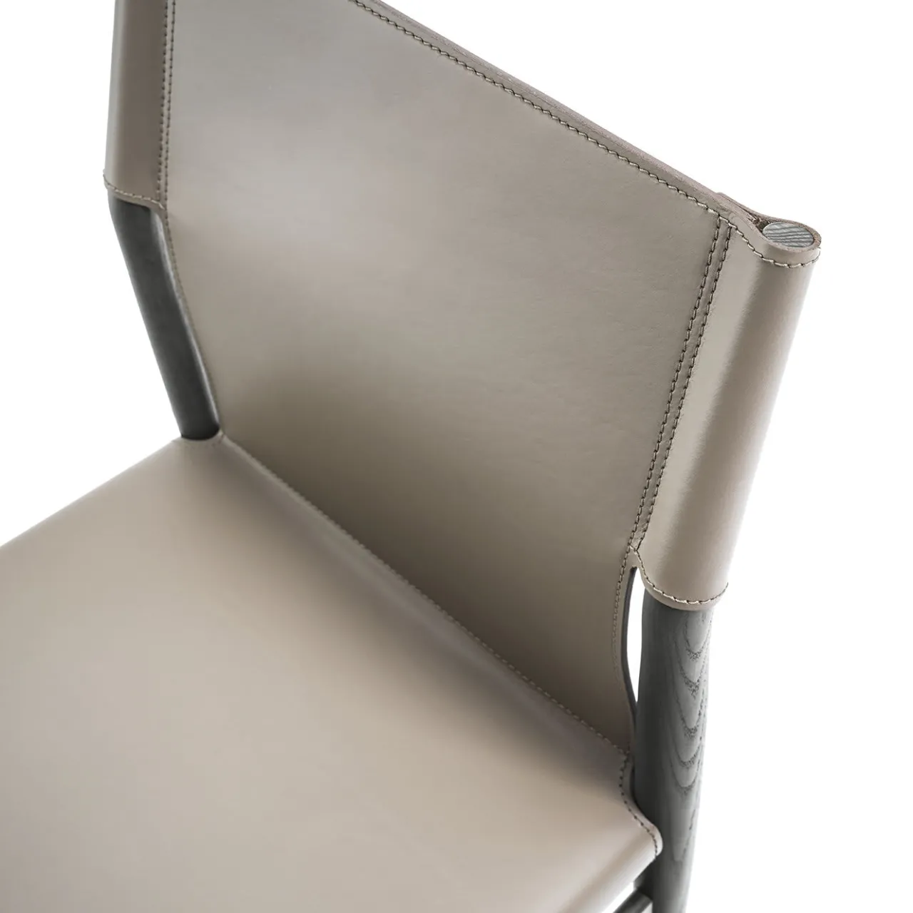 Enrico Pellizzoni Chairs<Ledermann Chair #2 by Tom Kelley