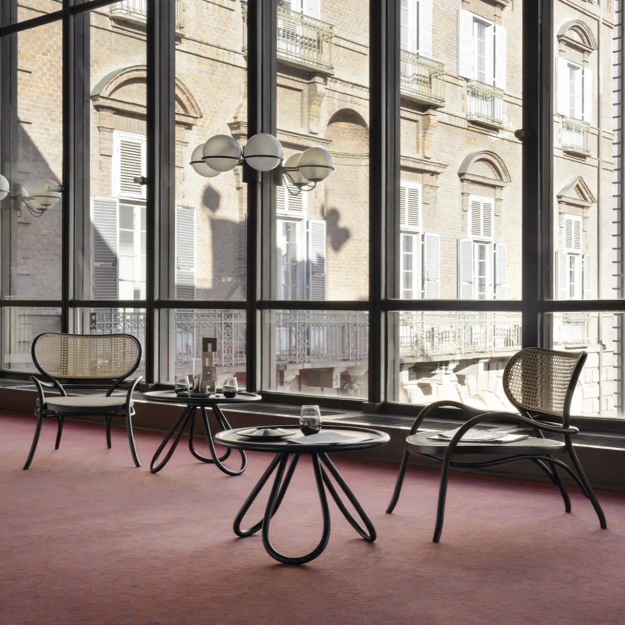 Gebrüder Thonet Vienna GmbH (GTV) – Wiener GTV Design Lounge Chairs<Lehnstuhl Lounge Chair by Nigel Coates