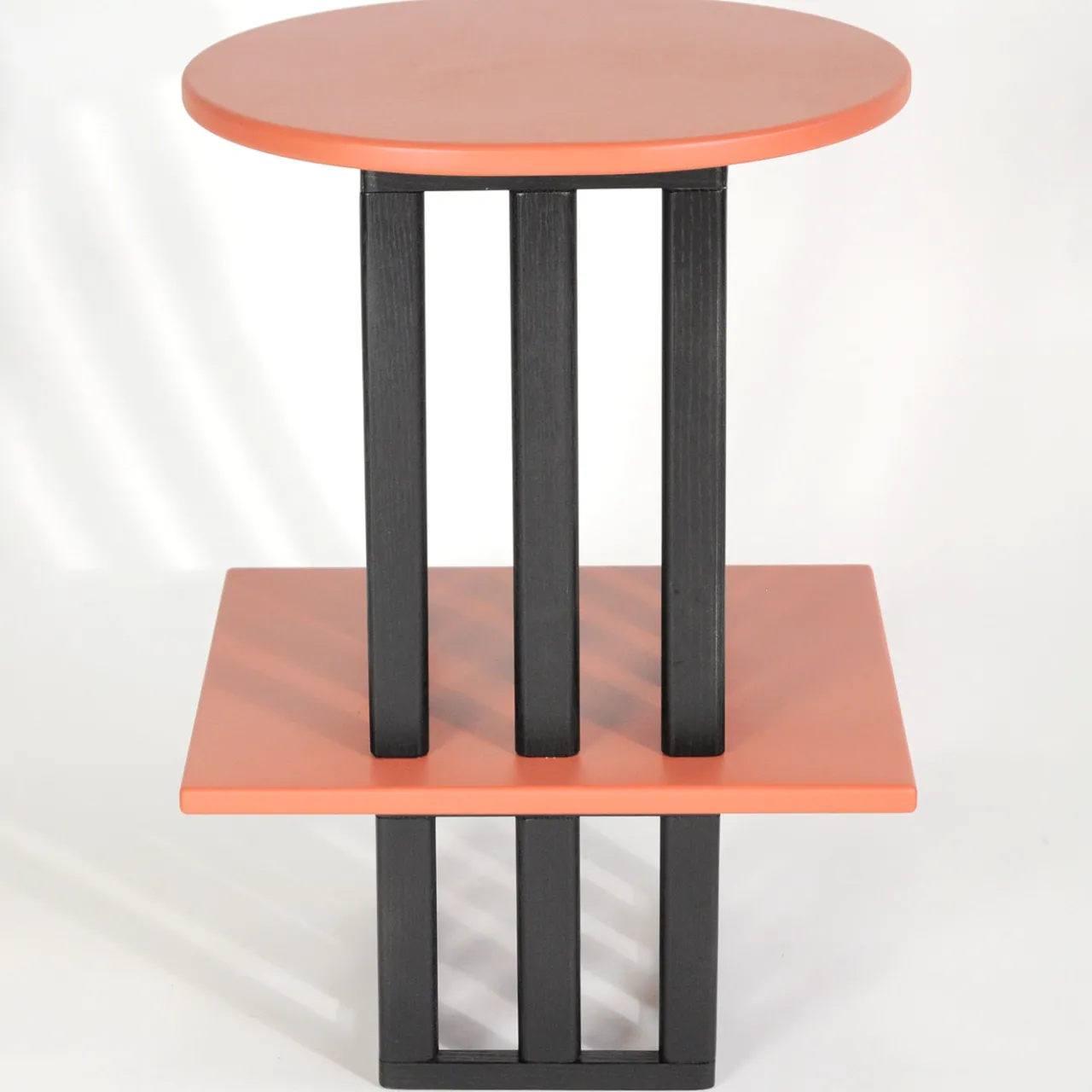 Medulum Side Tables<Lido Pink and Black Wood Side Table