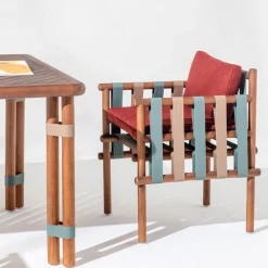 Il Giardino di Legno Outdoor Dining Tables<Lignes medium wood Outdoor Dining Table