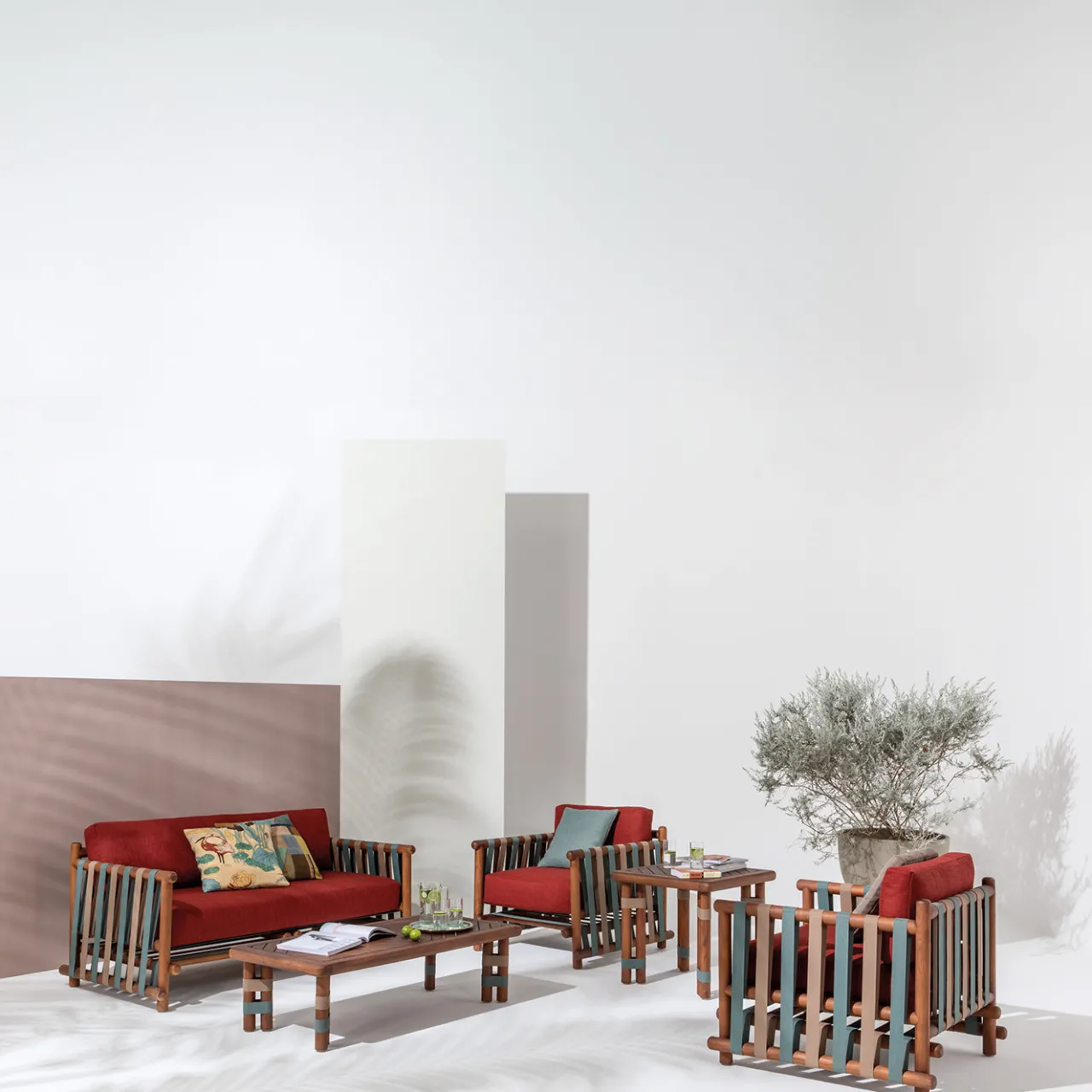 Il Giardino di Legno Outdoor Coffee Tables<Lignes Rectangular wood Outdoor coffee table