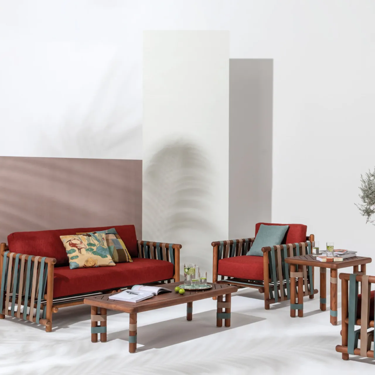 Il Giardino di Legno Outdoor Coffee Tables<Lignes square Wood Outdoor Side Table