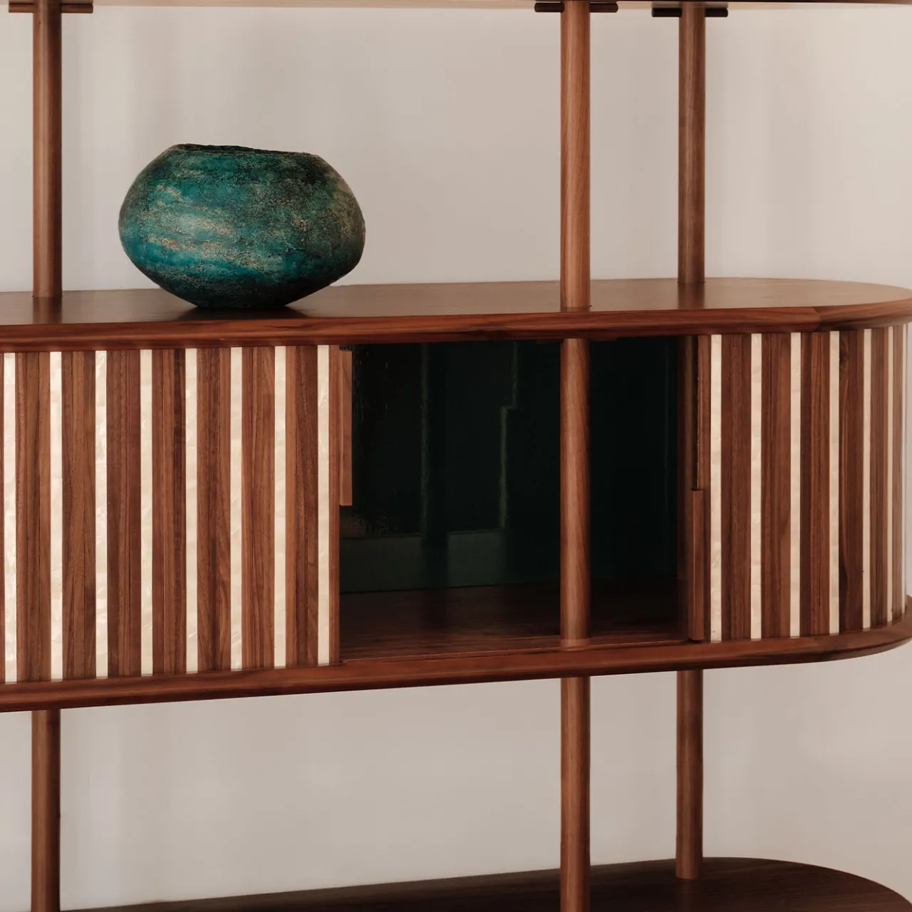 Medulum Bookcases<Limited Edition Pontile Collection Walnut Bookshelf