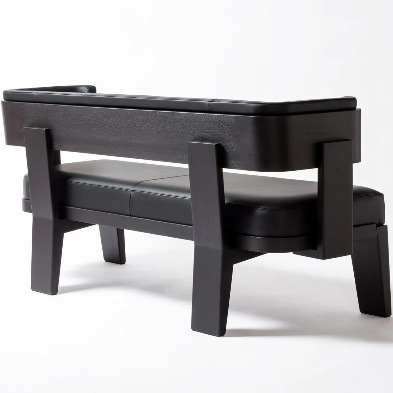 Giobagnara Benches<Lluis Bench