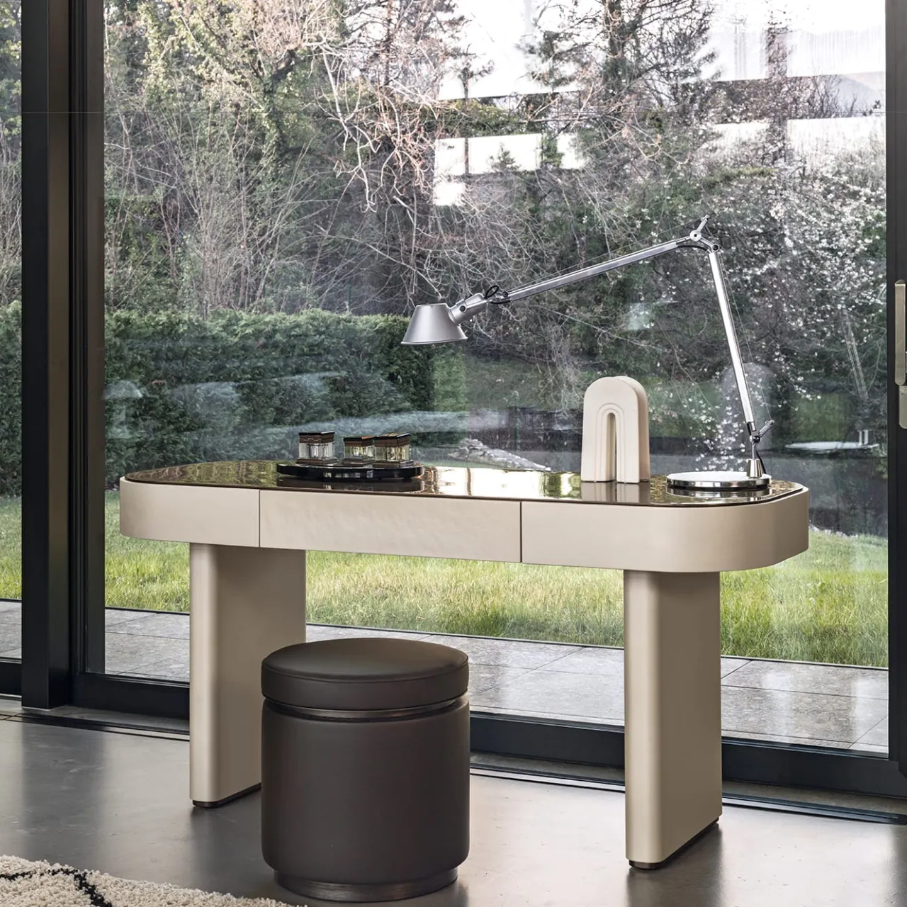 ReDéco Ottomans & Poufs<Loop Pouf #2