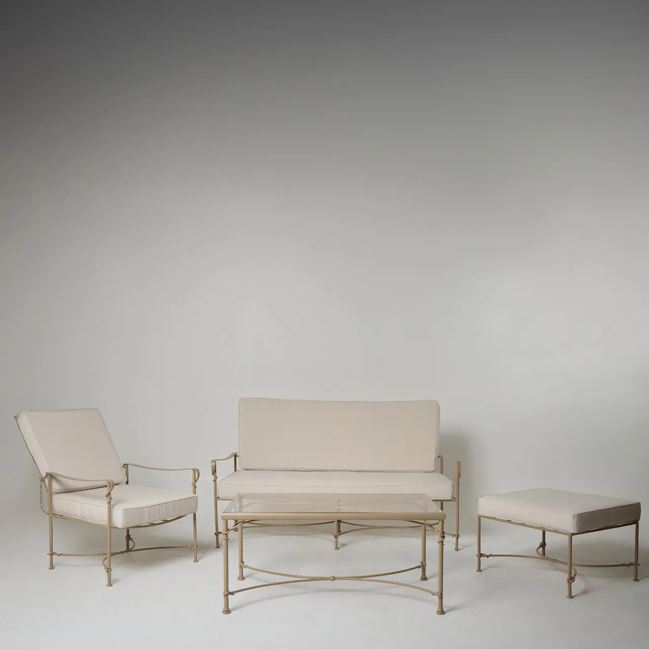 DMG Fiesole Outdoor Armchairs<Lotus Iron Outdoor Reclining Armchair