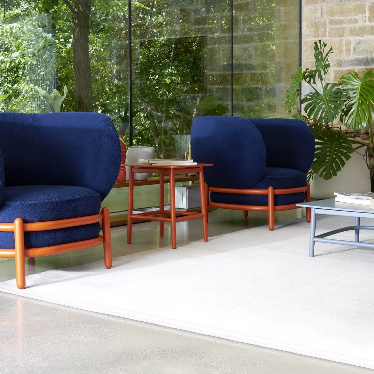 Gebrüder Thonet Vienna GmbH (GTV) – Wiener GTV Design Lounge Chairs<Luftballon Orange & Blue Lounge Chair