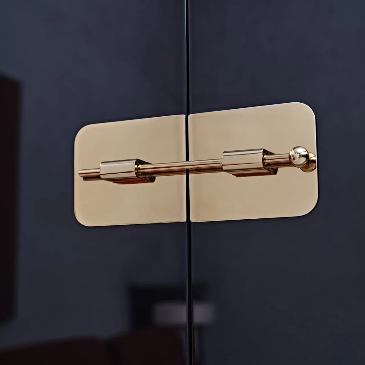 Black Tie Bar Cabinets<Mai Tai Blue-Black Wooden & Golden Metal Bar Cabinet