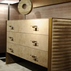 Inedito / Asnaghi Dressers<Majestic Dresser by Giannella Ventura