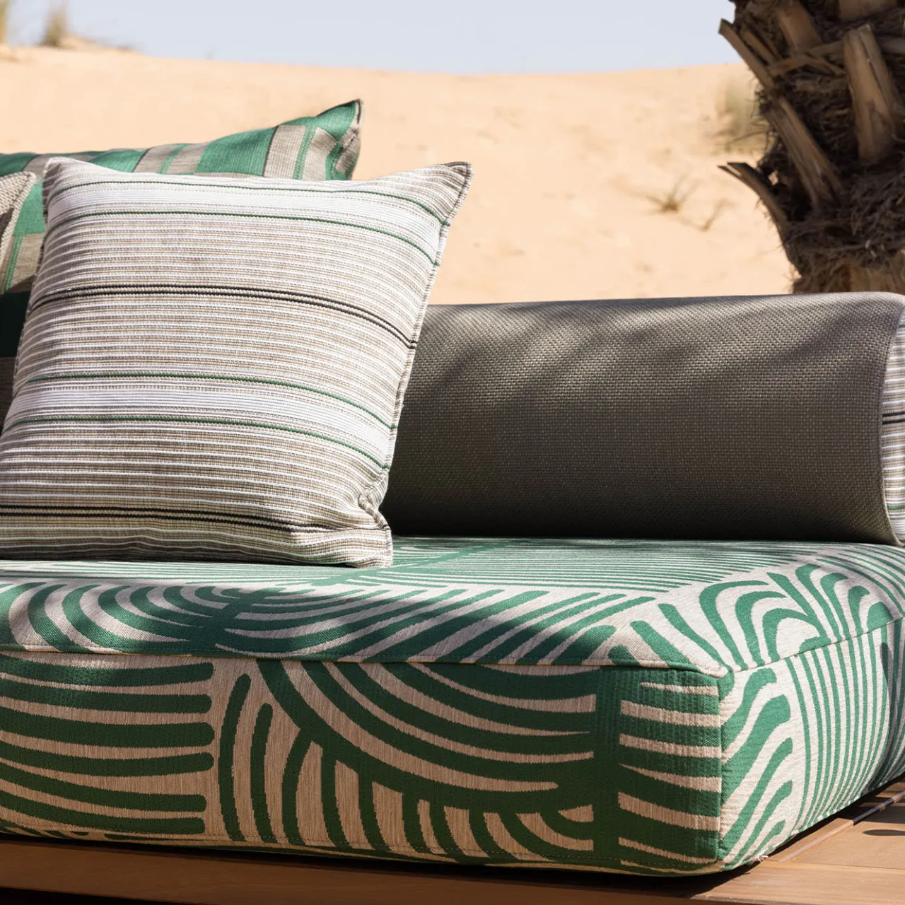 Jwana Hamdan Outdoor Sofas & Benches<Majlis Green Textile Sofa Composition 216L + 216R