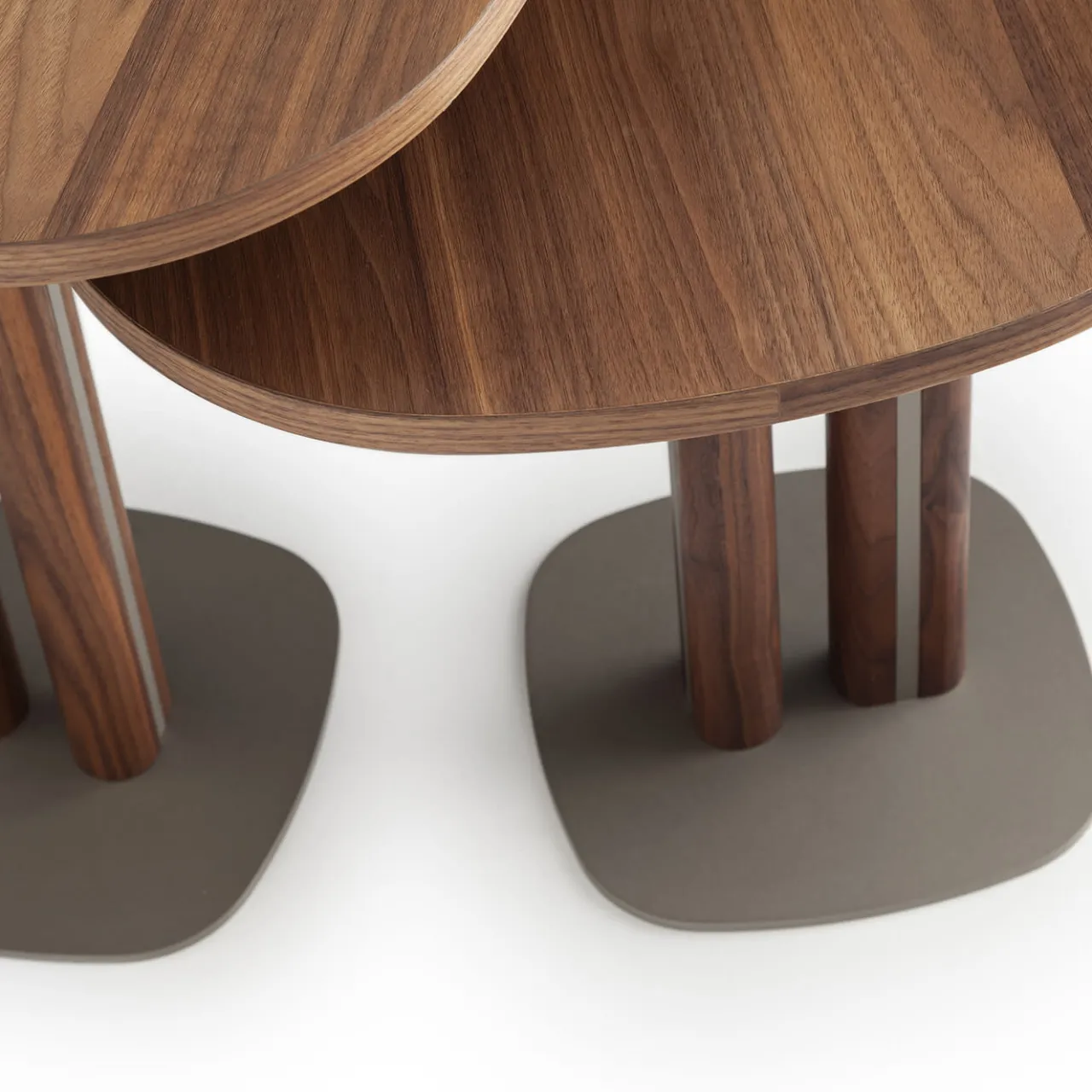 Morica Design Side Tables<Manhattan Small Asymmetrical Walnut Side Table