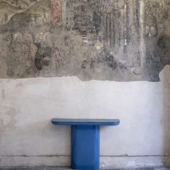 Punto Zero Consoles<Manica Blue Console