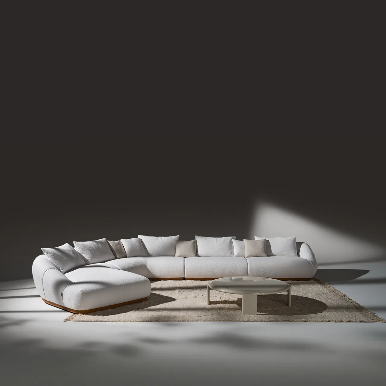 Ferri 1956 Sofas<Manila Modular Curved White Sofa by Palomba + Serafini #1