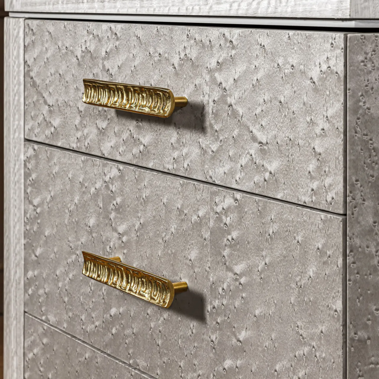 Provasi Dressers<Maple And Eucalptus Chest Of Drawers