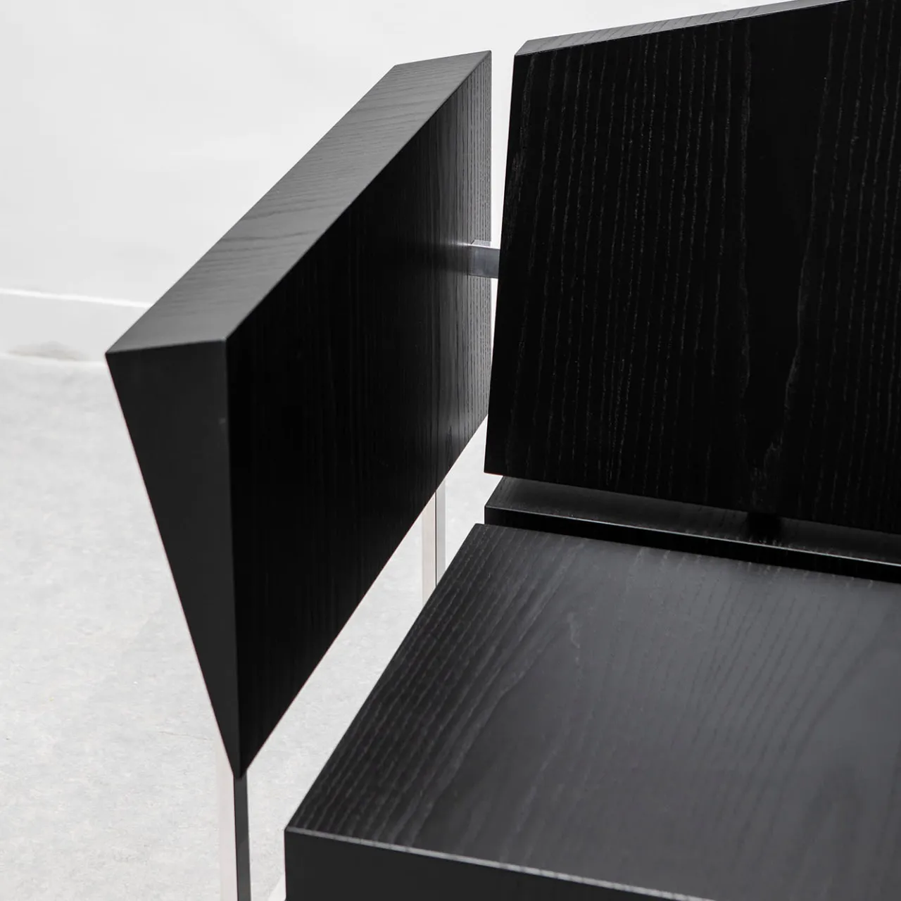 Paolo Pallucco Chairs<Mare Mosso Black Oak And Polished Aluminum Chair