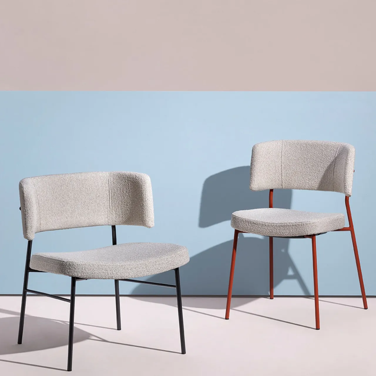 TrabA' Lounge Chairs<Marlen White Fabric & Black Metal Lounge Chair by EP Studio