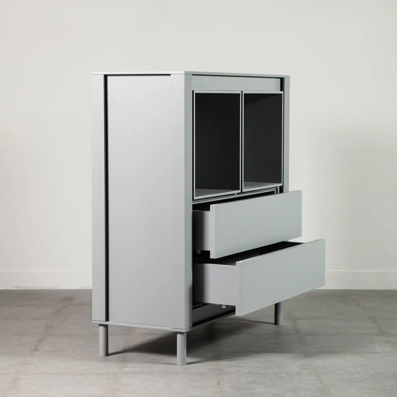 Paolo Pallucco Cabinets<Matte Gray Lacquered Wood Cabinet #B