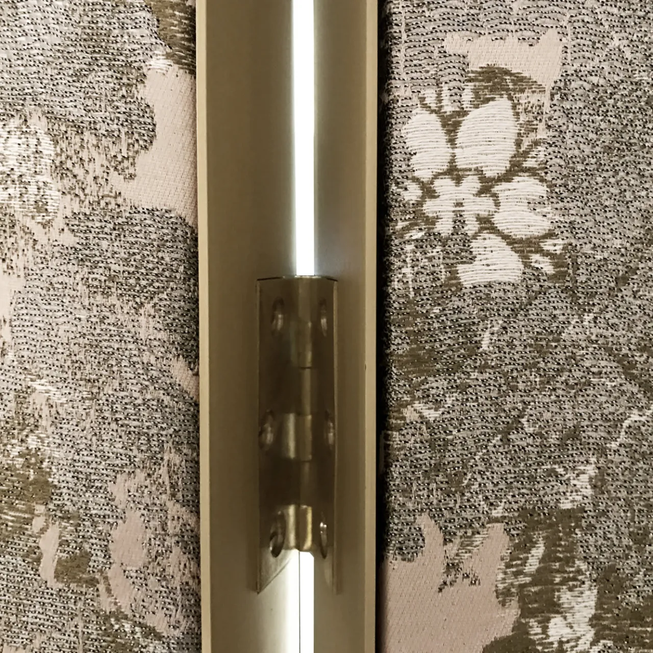 Monica Gasperini Room Dividers<MG S05 Pink Screen