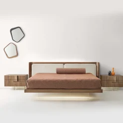 Modesign Beds<Milà Canaletto Walnut Bed with Bouclé Oyster Cushions