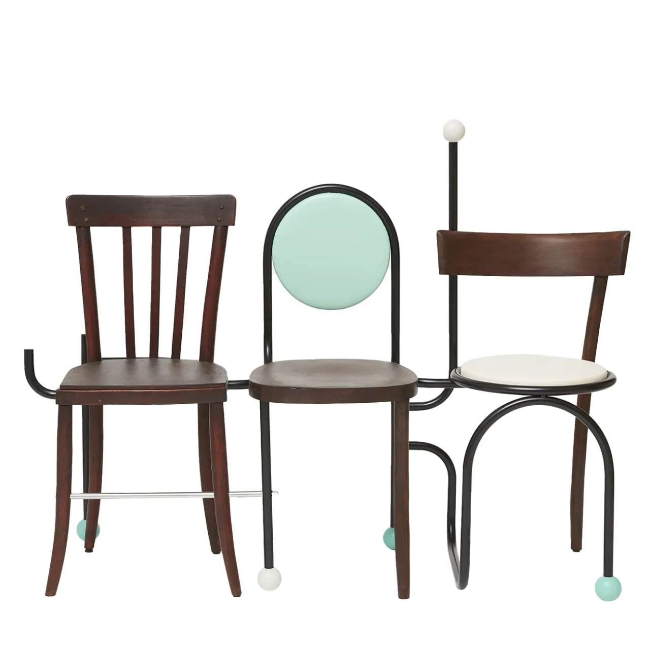 Le Dictateur Benches<Morse Clash Bench
