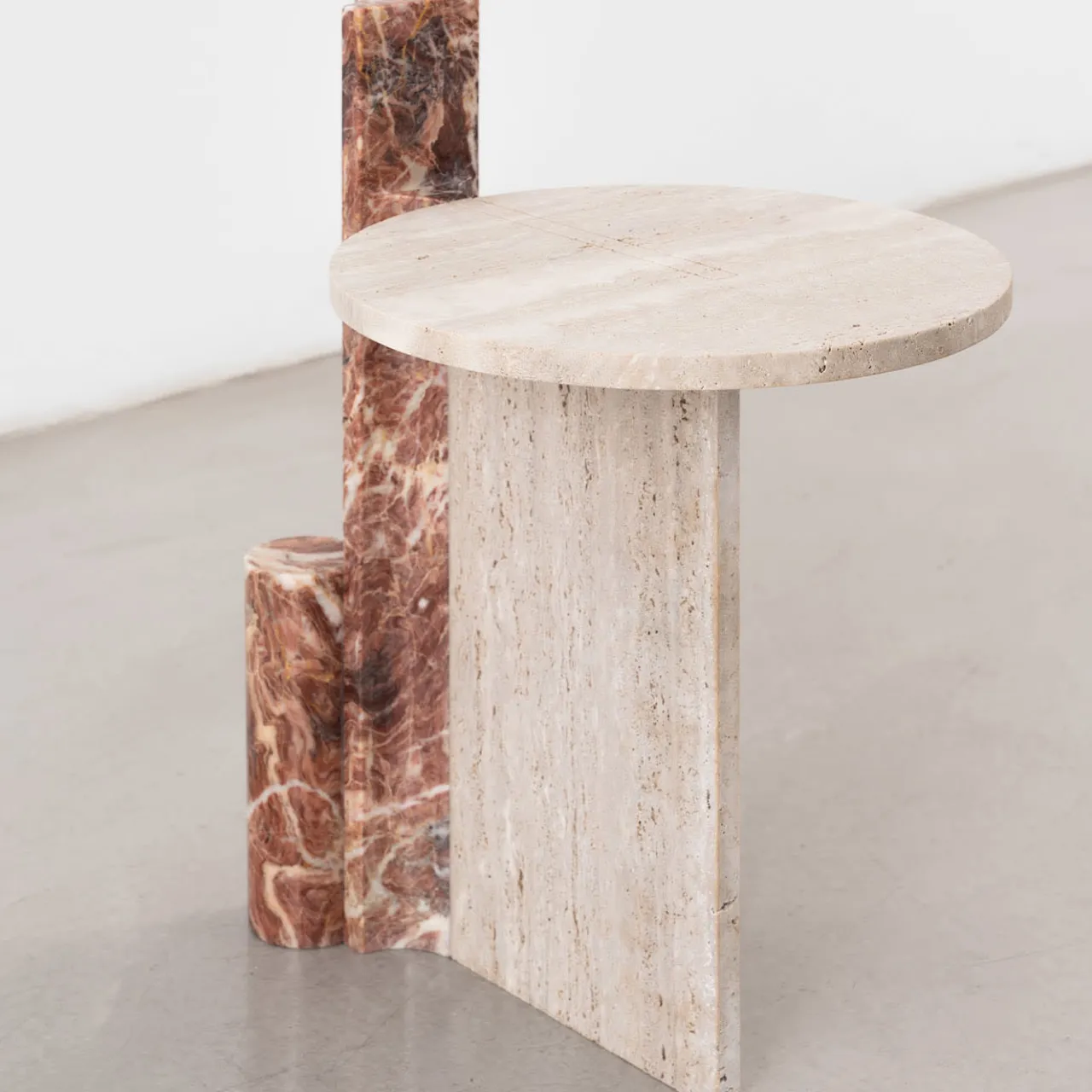 MMOOS. Side Tables<Mostro Iii Rosa Peralba Marble And Travertine Side Table
