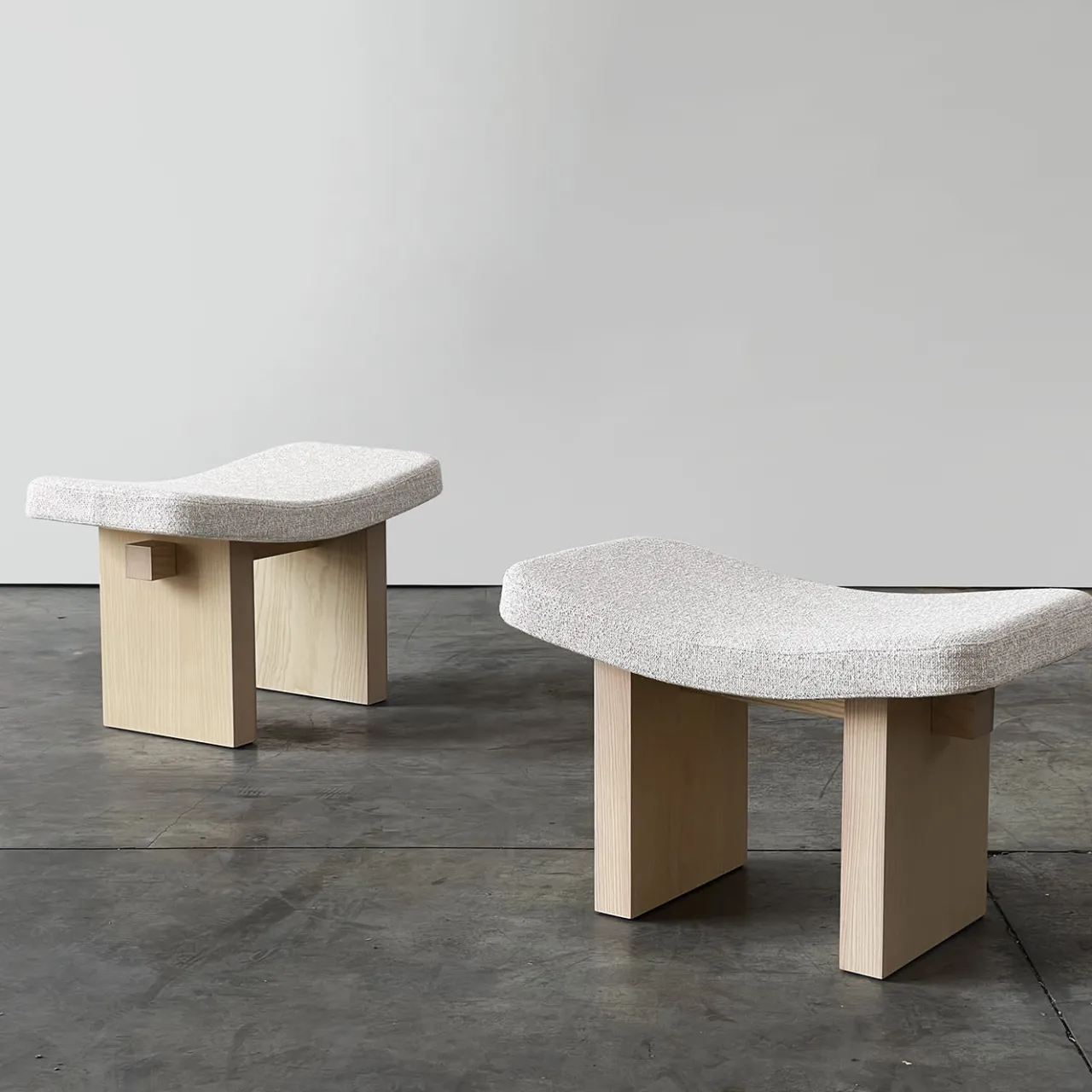 Secolo Stools<Nara Cocò Desert Storm And White Oak Stool