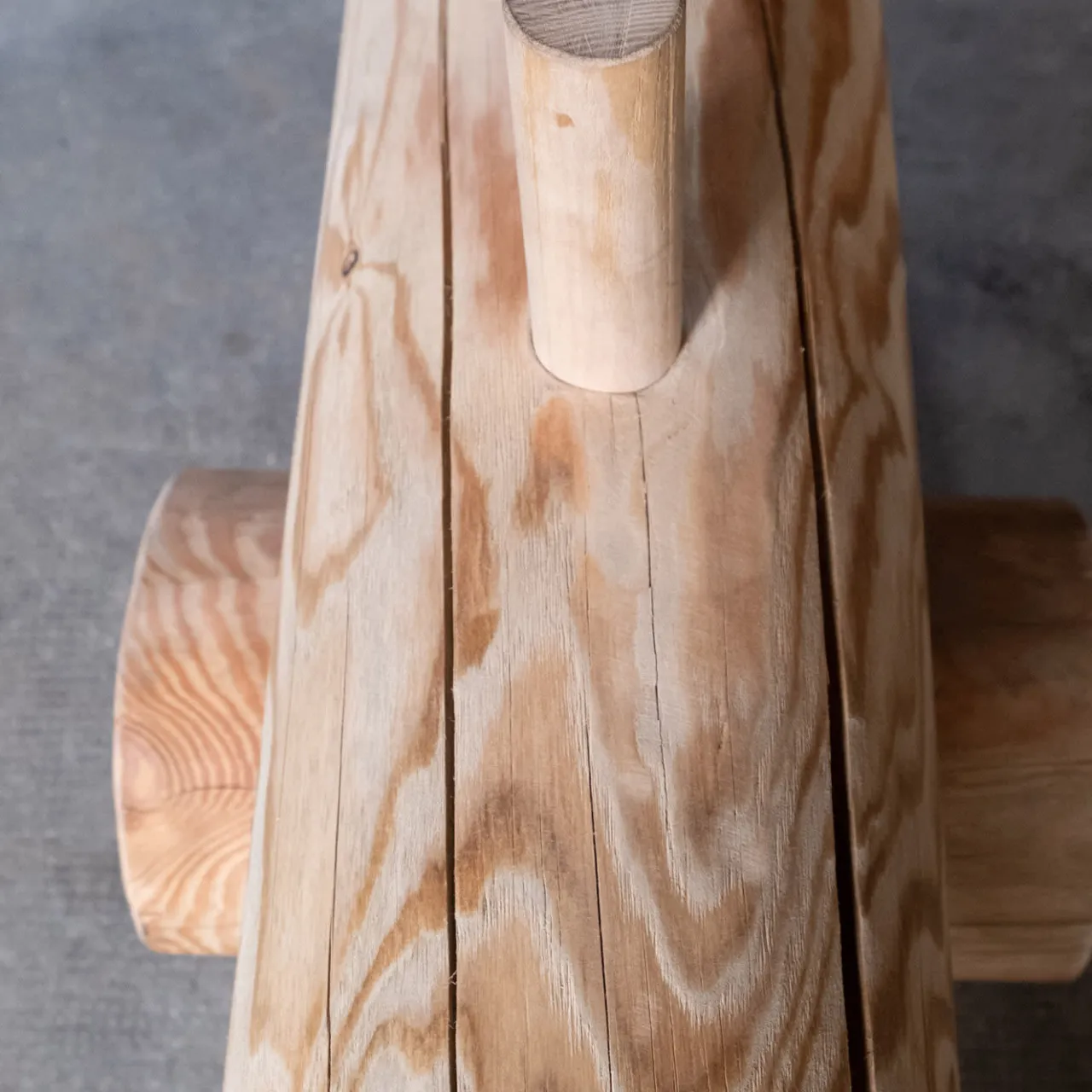 Riccardo Monte Benches<Natural Larch Bench