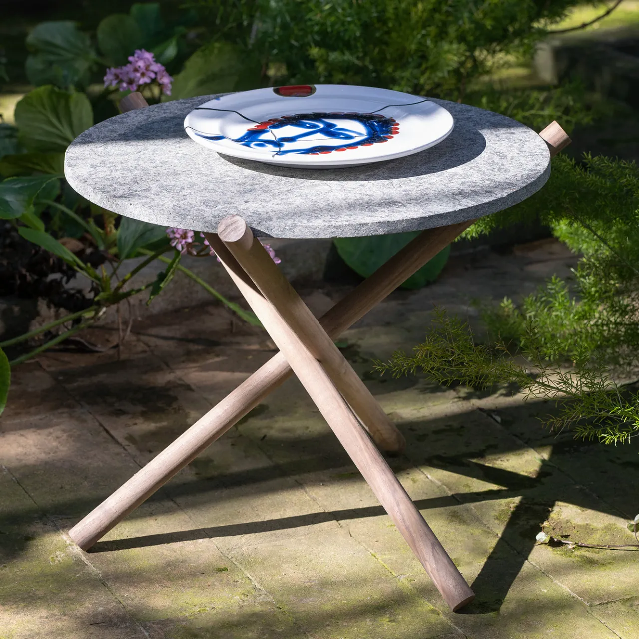 Veltha Outdoor Stone Design Outdoor Coffee Tables<Naturam gray peperino stone with wooden legs side table