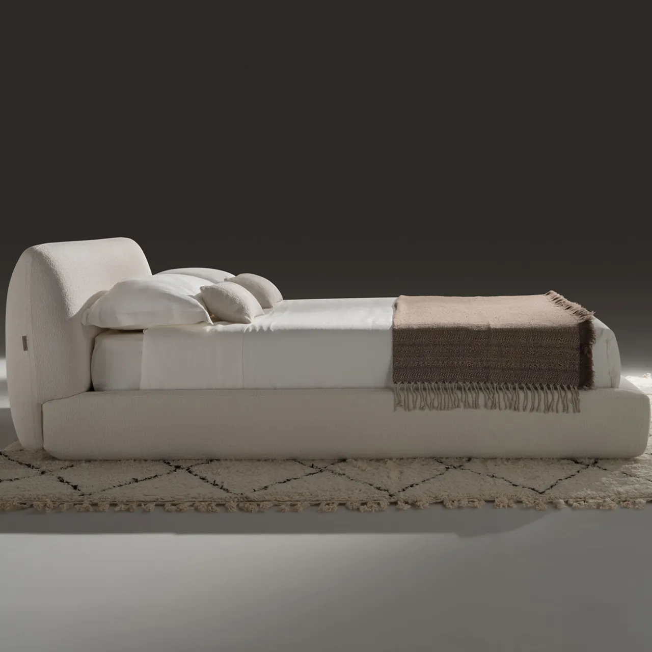 Ferri 1956 Beds<Naxos White Fabric Bed