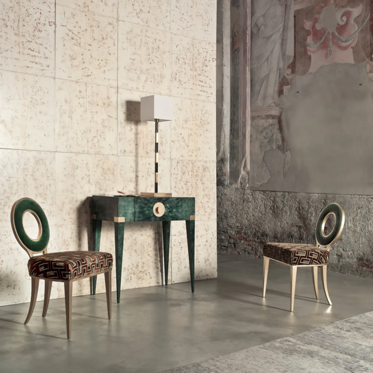 Extroverso Consoles<New Moon Green Console