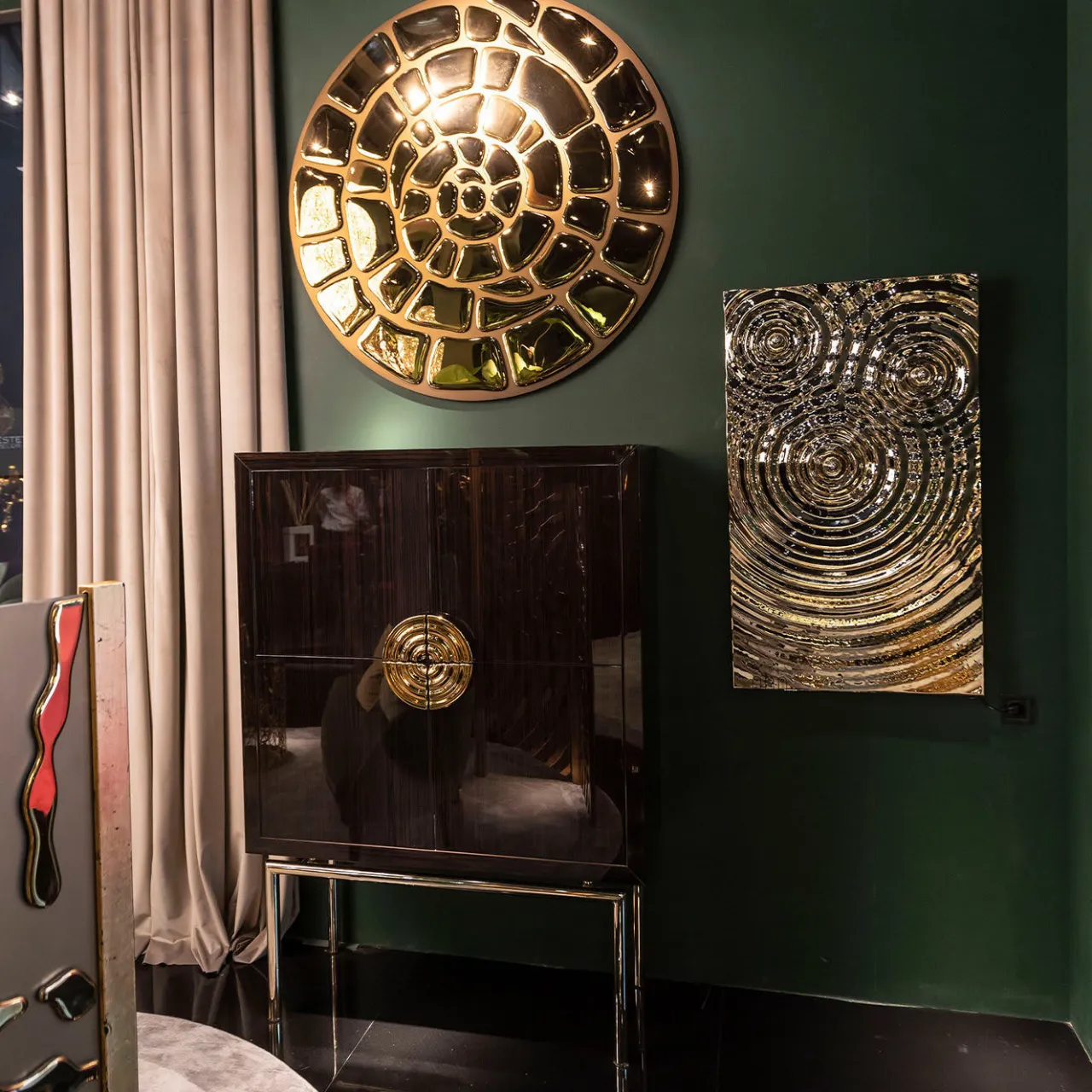VGnewtrend Cabinets<New Secret 1 Tall Cabinet