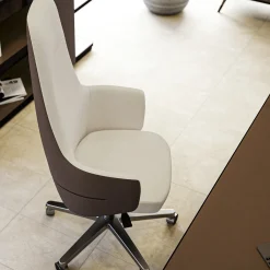 Living Couture Office Chairs<Olivia Leather Swivel Chair