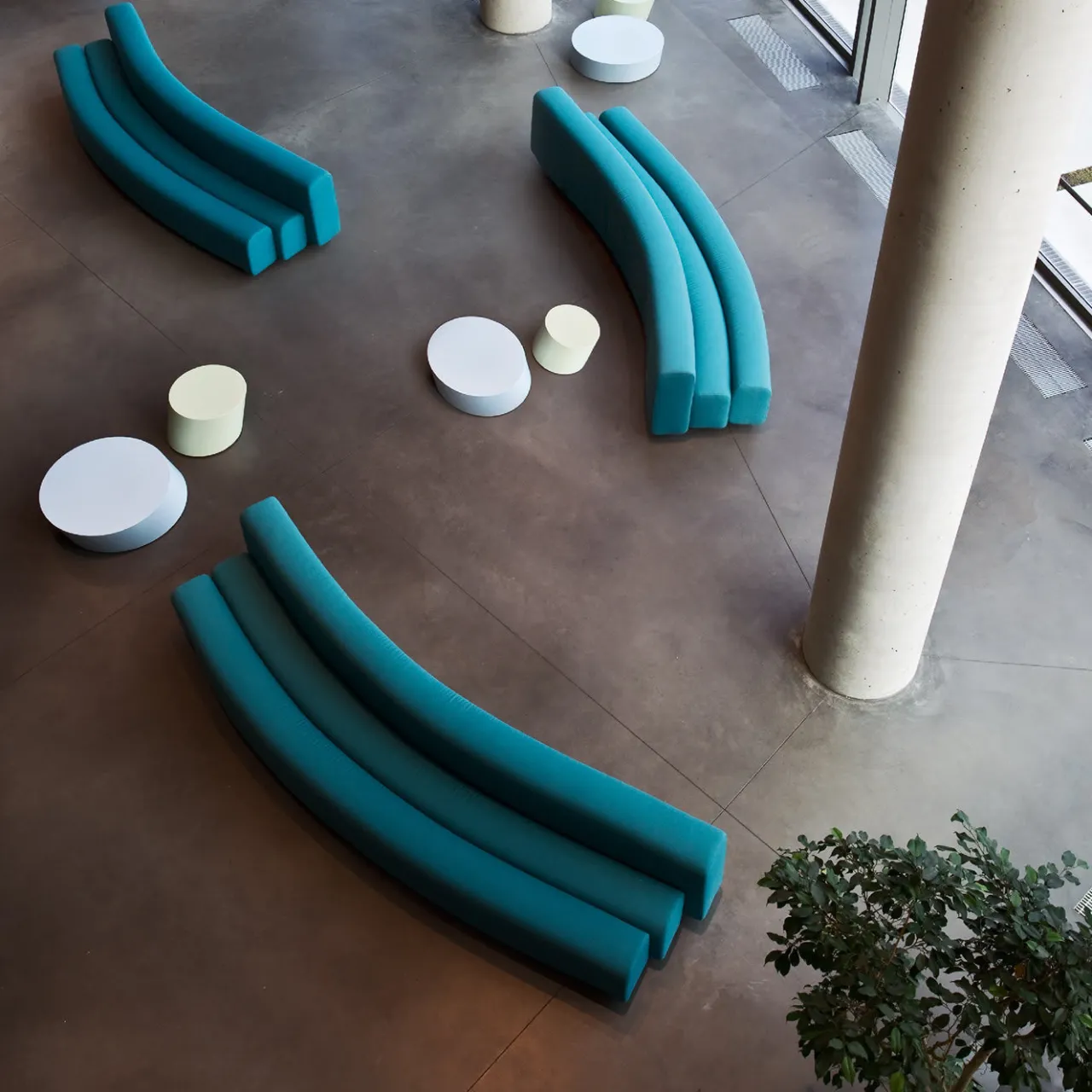 La Cividina Sofas<Osaka Blue Sofa by Pierre Paulin