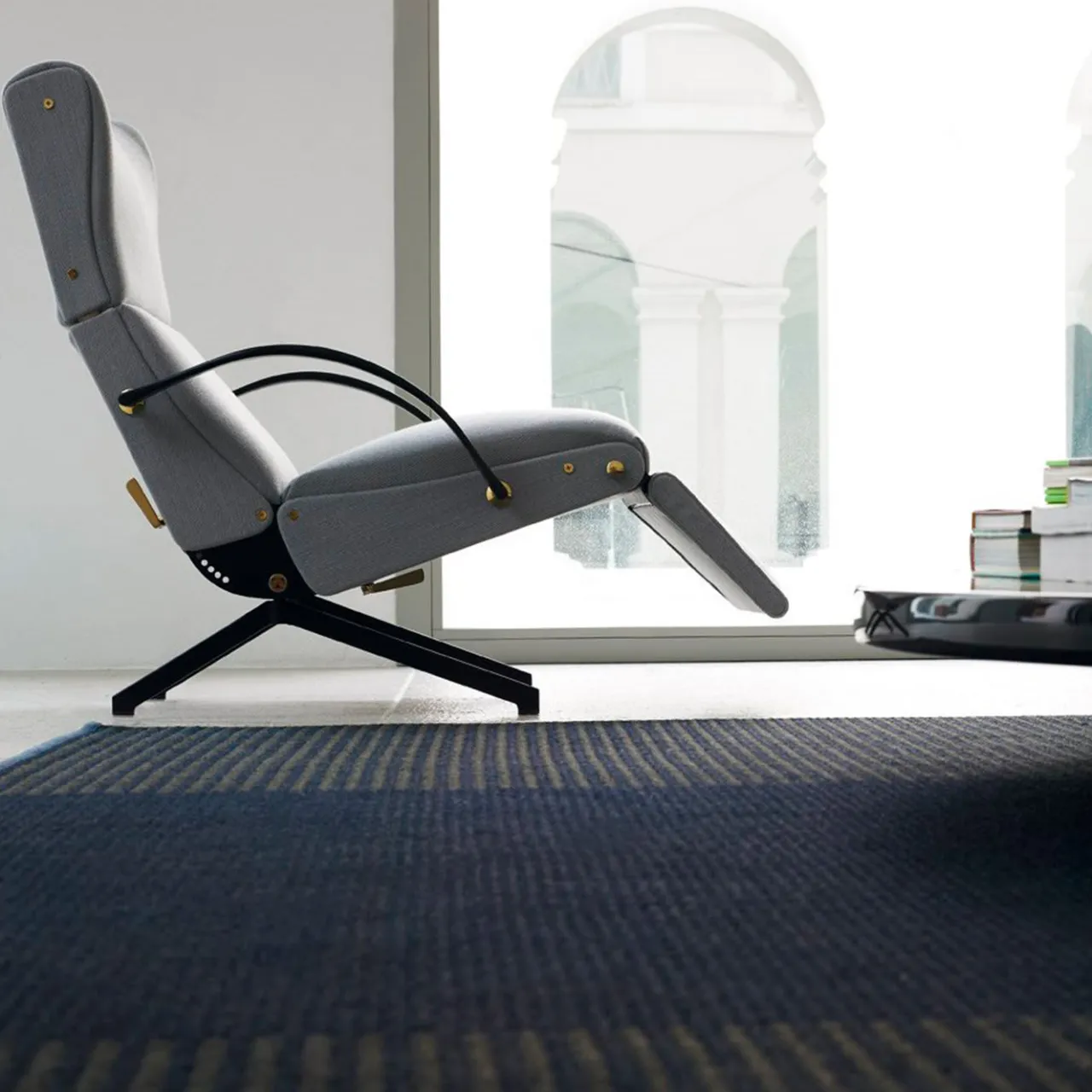 Tecno Spa Chaises<P40 Gray Lounge Armchair by Osvaldo Borsani