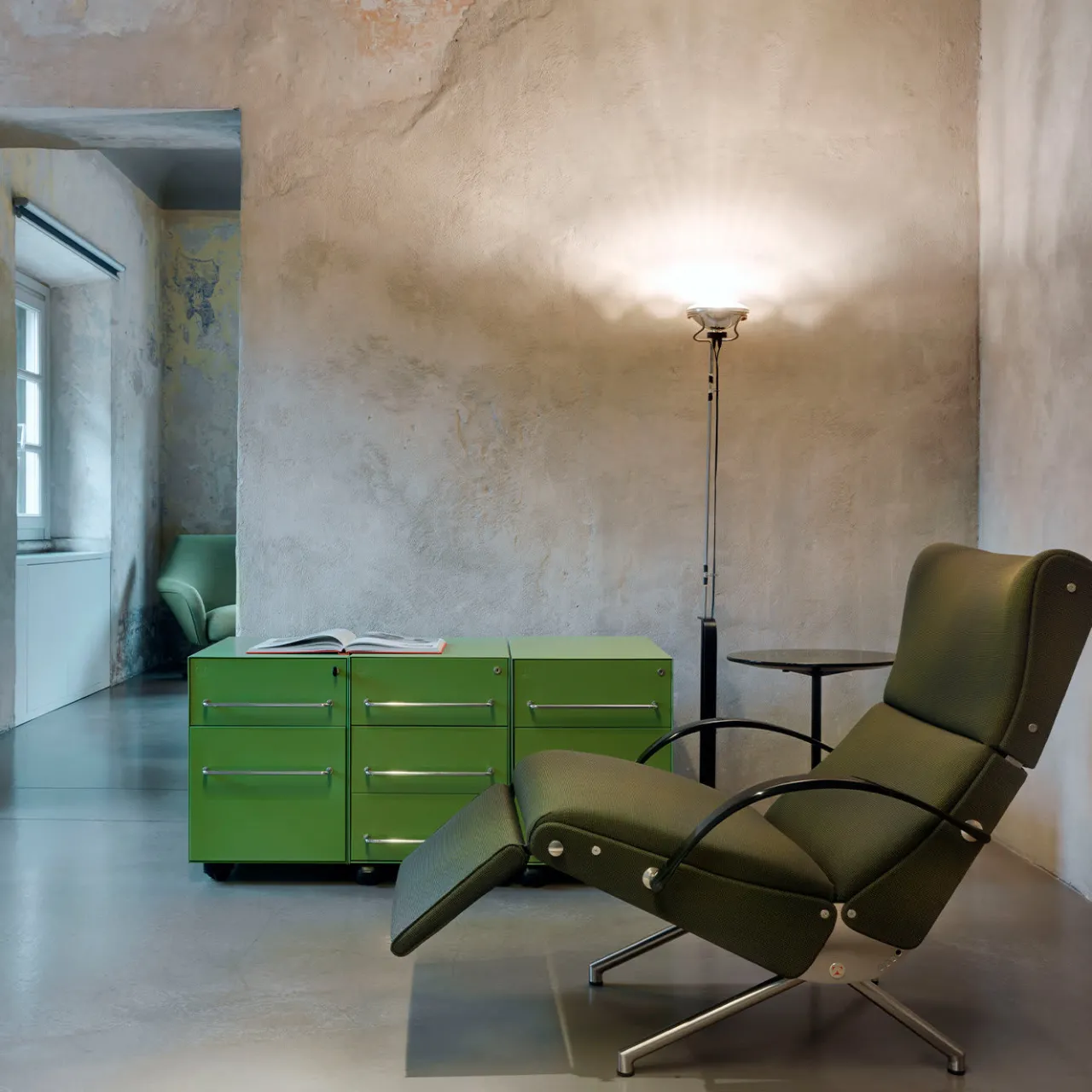 Tecno Spa Chaises<P40 Green Lounge Armchair by Osvaldo Borsani